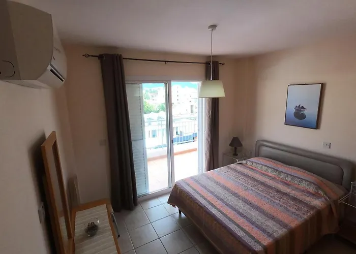 Amelia Two Bedroom - 201 아파트