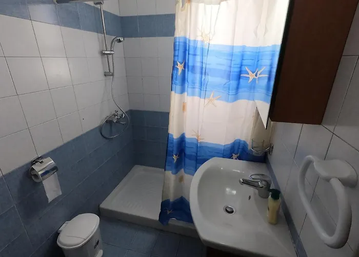 Amelia Two Bedroom - 201 아파트