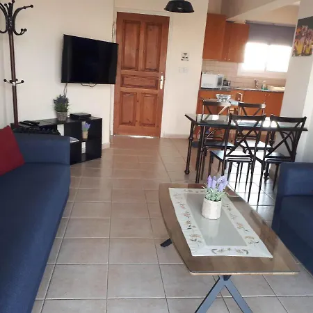 公寓 Amelia Two Bedroom - 201 Paphos